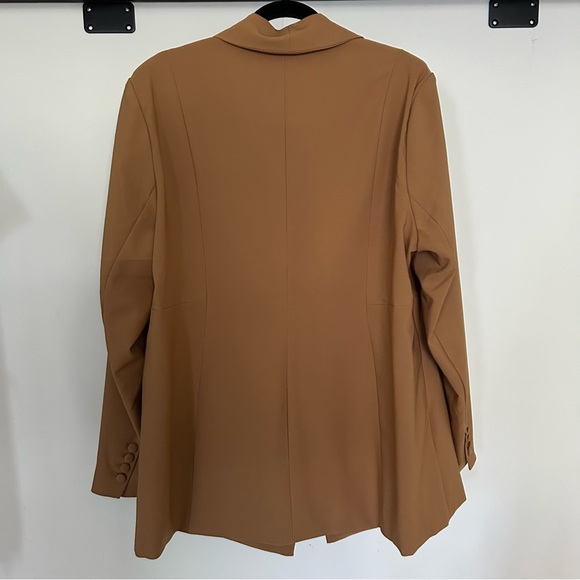 Torrid Longline Tan Brown Blazer size 2 (2X) - Picture 2 of 9